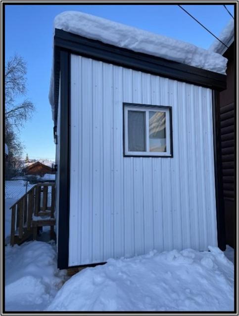 Our Cabin Bed & Breakfast Yellowknife Buitenkant foto